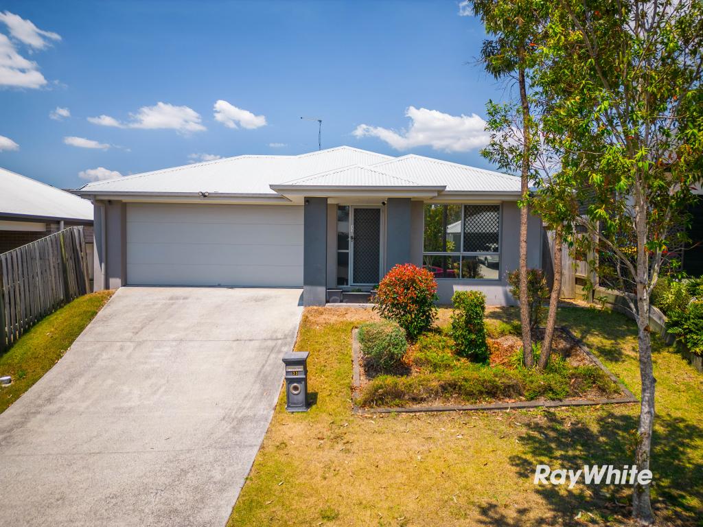 33 Mount Edwards St, Park Ridge, QLD 4125