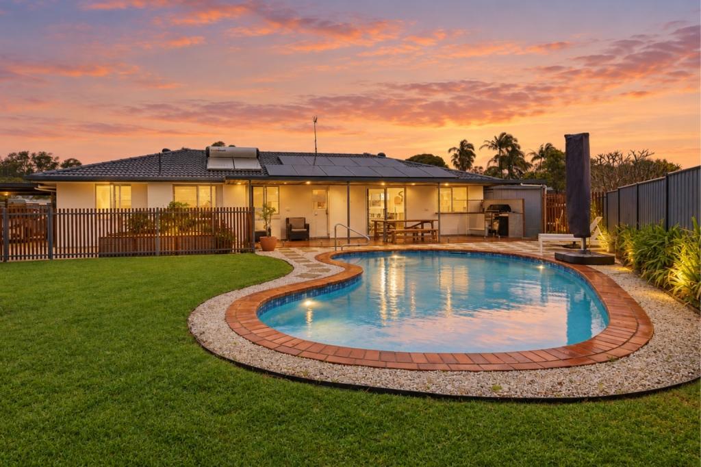 9 Togos Ave, Currumbin Waters, QLD 4223