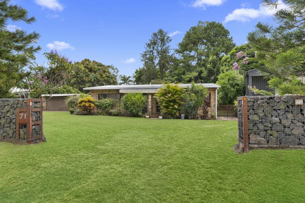 71 Bowen Rd, Glass House Mountains, QLD 4518