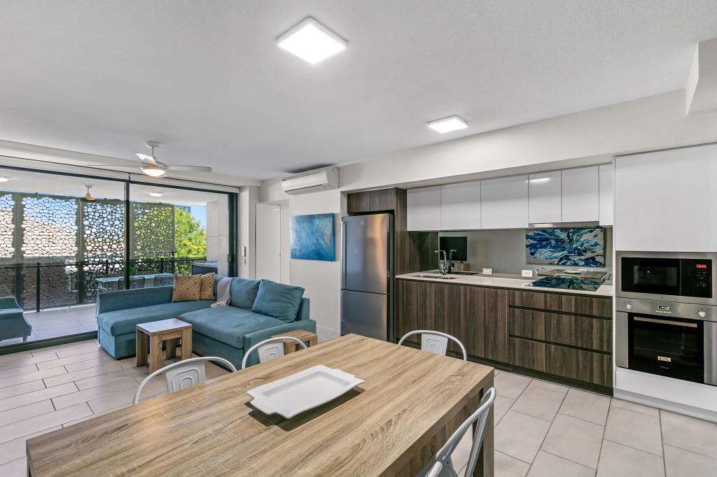 303/25 First Ave, Mooloolaba, QLD 4557