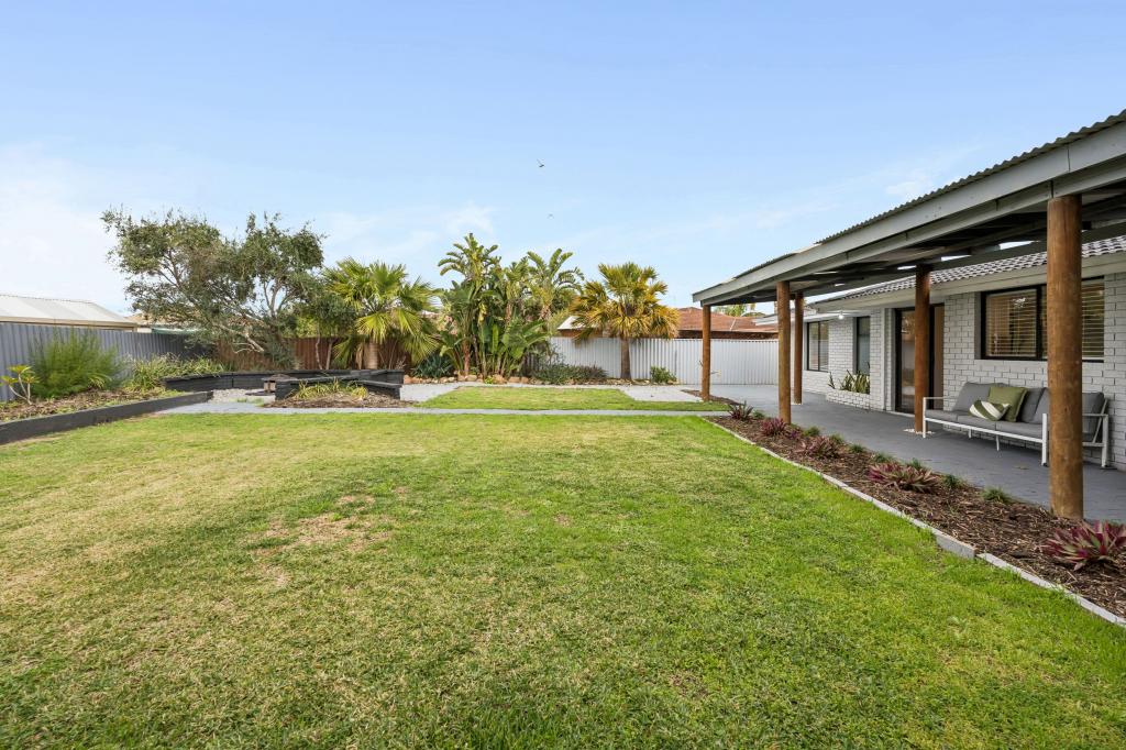 4 Perrona Gdns, Mullaloo, WA 6027