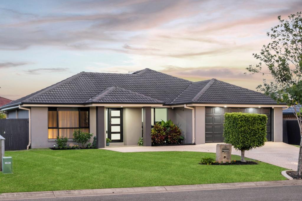 12 Coachwood St, Redland Bay, QLD 4165