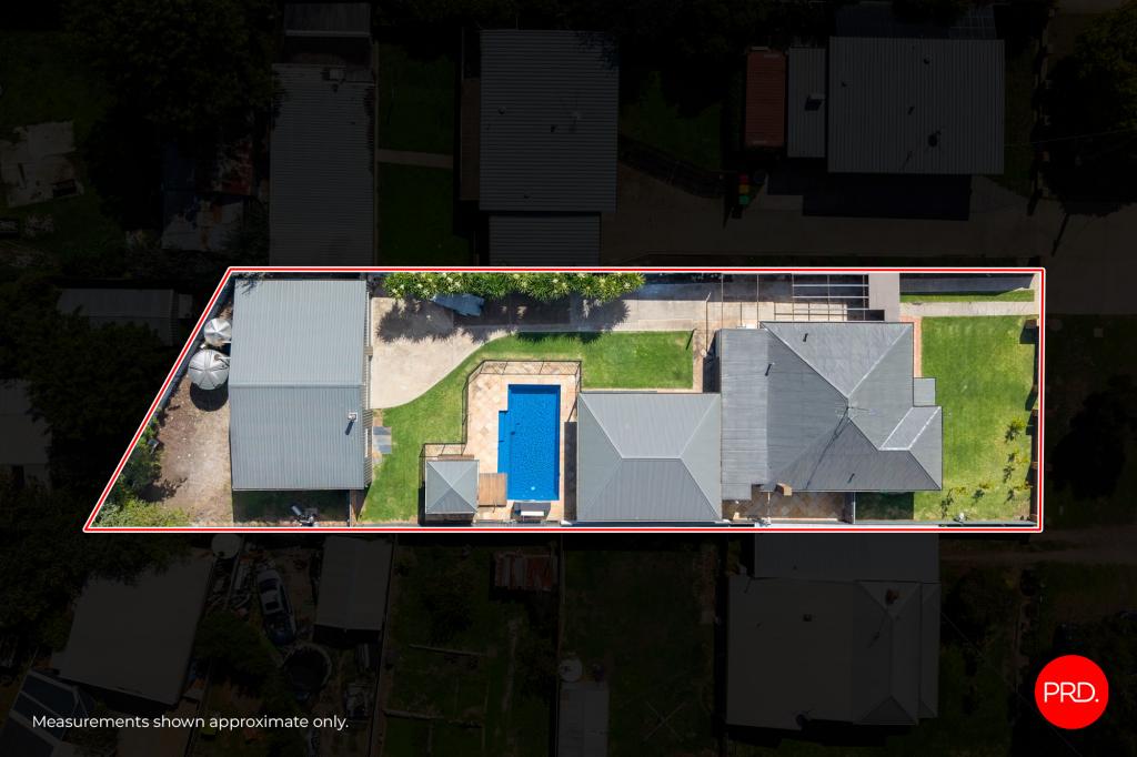 10 Rose St, California Gully, VIC 3556