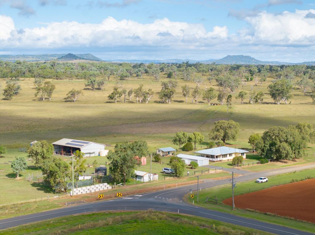"White Gums" 7 Costello Rd, Oakey, QLD 4401
