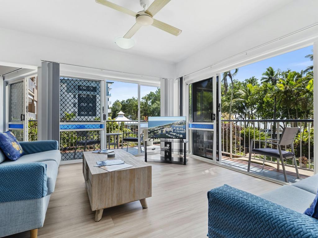 1/79 Arlington Esp, Clifton Beach, QLD 4879