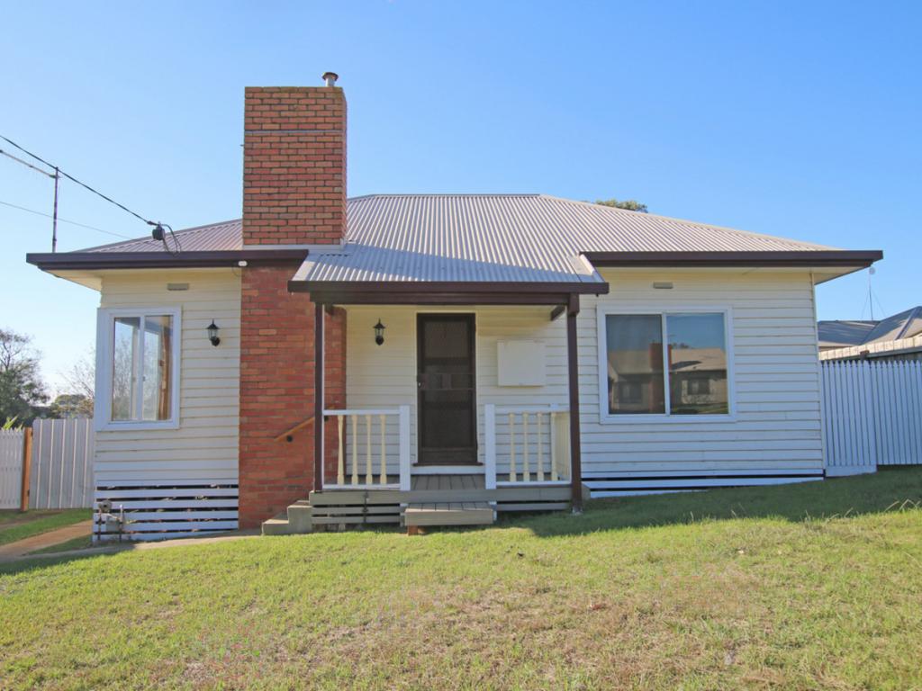 4 Russell Ave, Warrnambool, VIC 3280