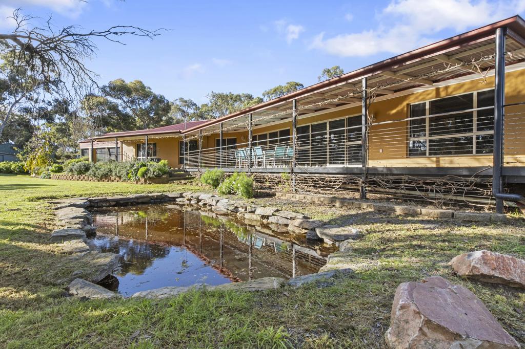88 Kingfisher Dr, Clare, SA 5453
