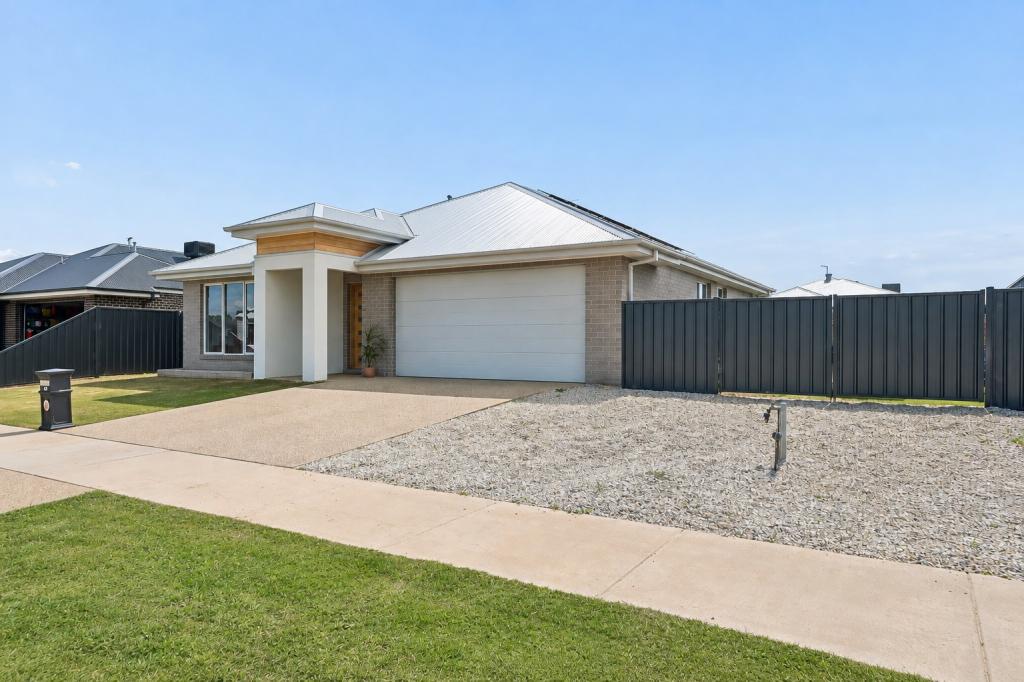 43 BOTTLEBRUSH DR, YARRAWONGA, VIC 3730