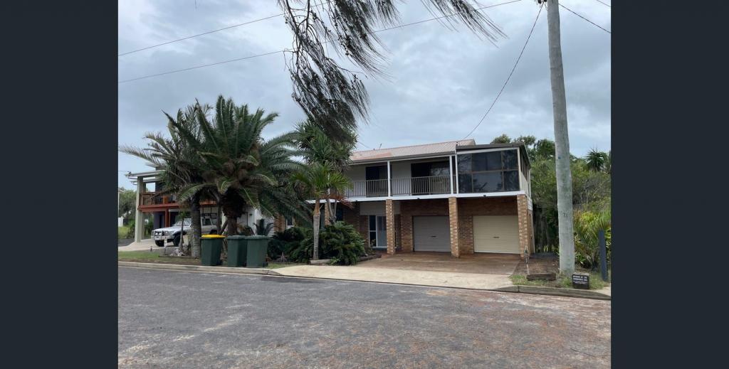 25 Esplanade, Coonarr, QLD 4670