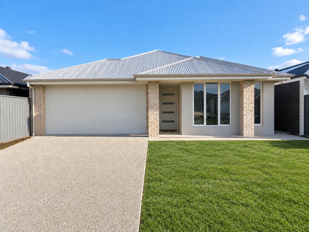 7 Kennedy Ave, Hindmarsh Island, SA 5214