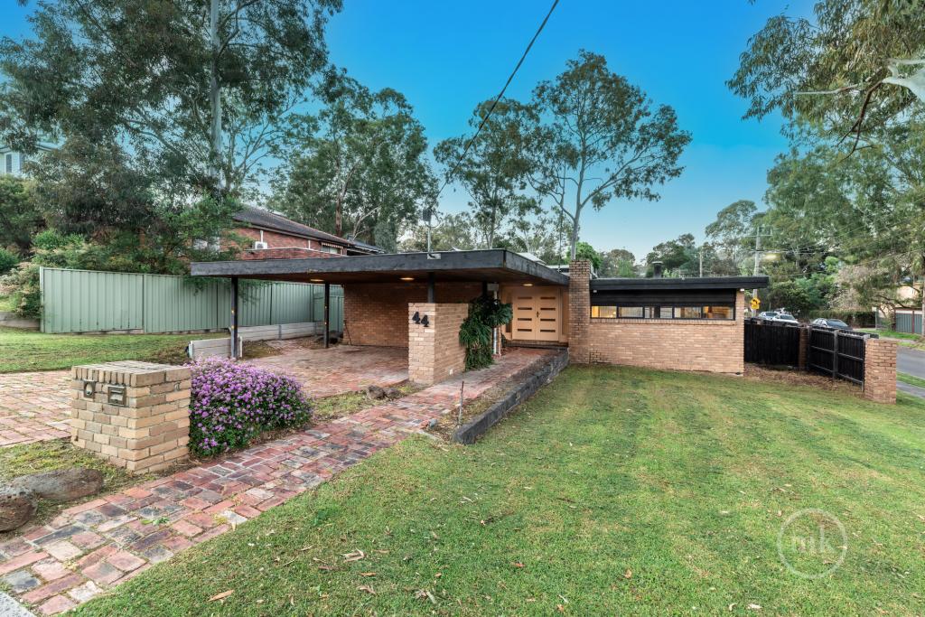 44 LUCK ST, ELTHAM, VIC 3095