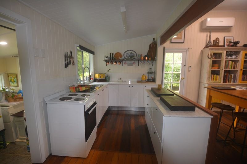 11 Oak St, Millaa Millaa, QLD 4886