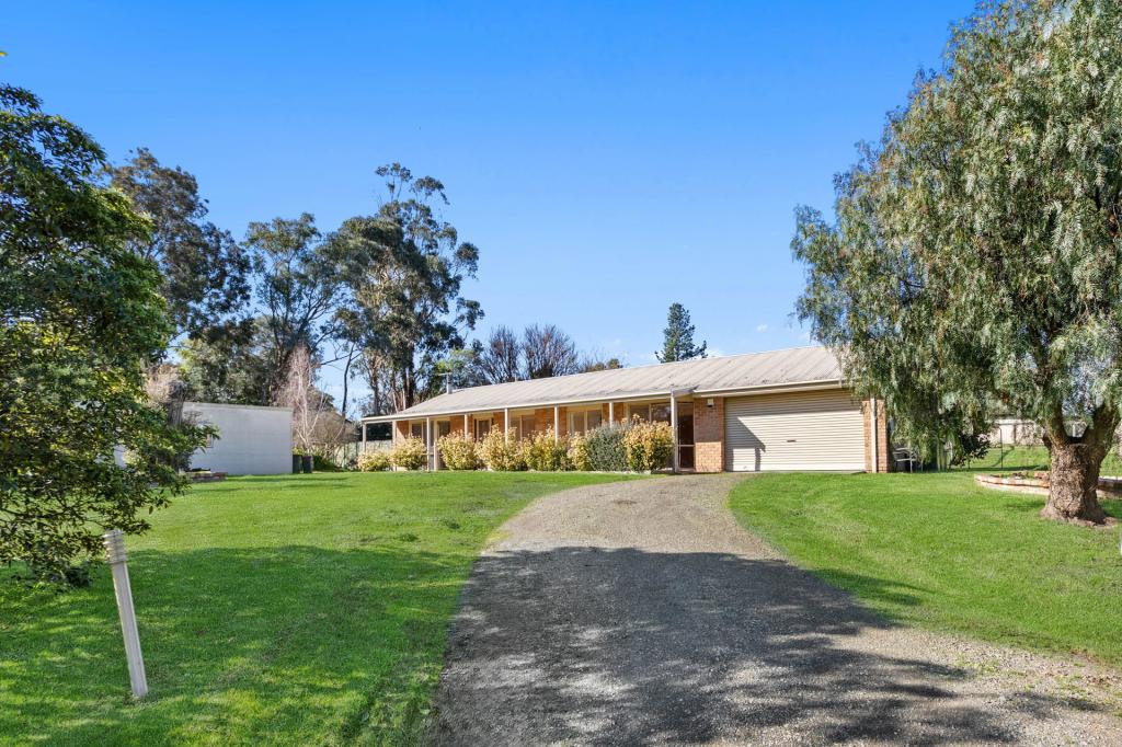 14 Grassmere Rd, Langwarrin, VIC 3910