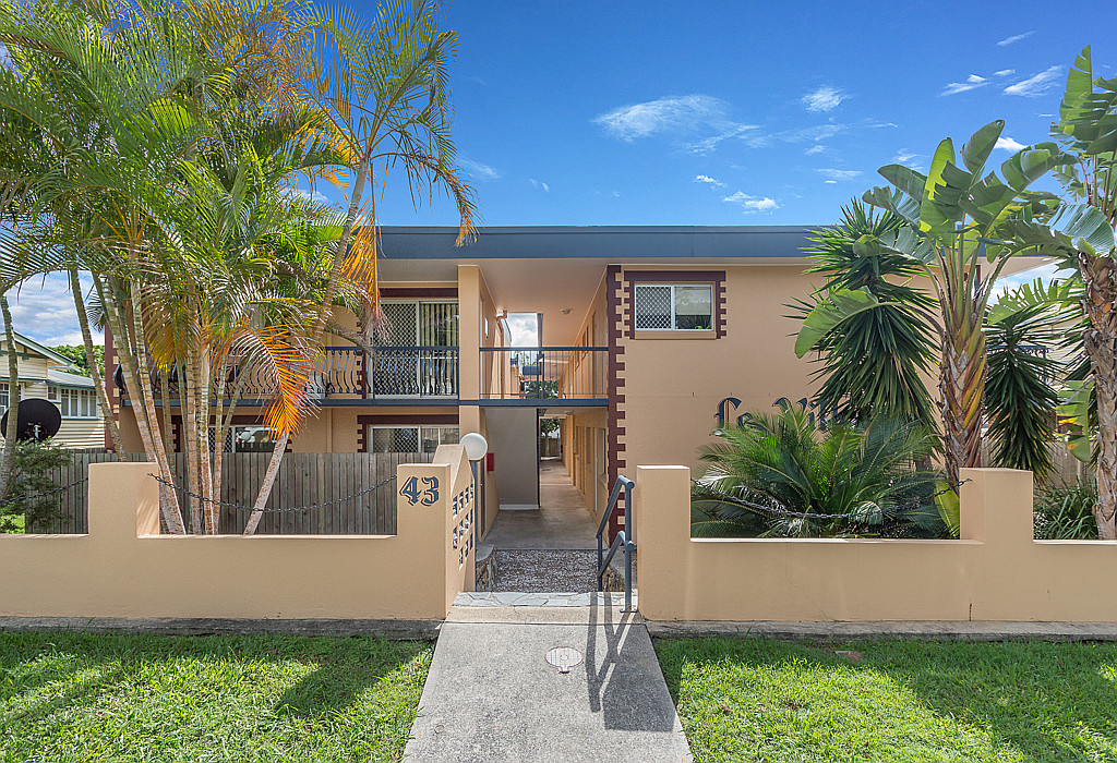 2/43 Hunter St, Greenslopes, QLD 4120