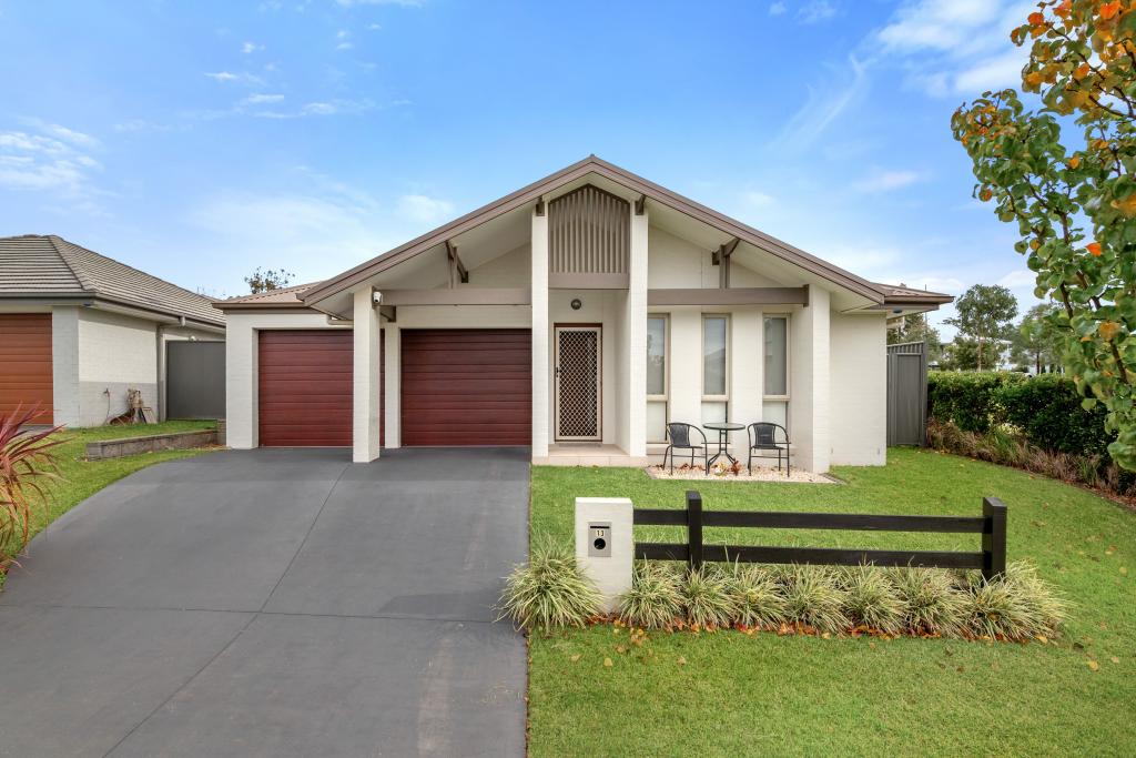 13 Arcadian Hills Cres, Cobbitty, NSW 2570