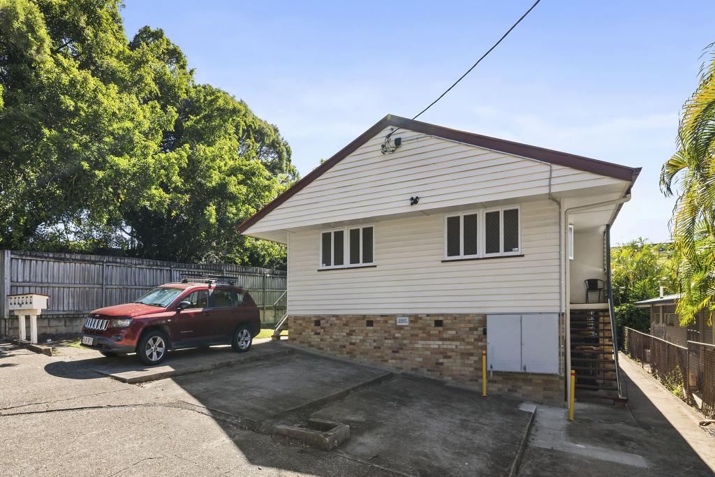89 ERNETON ST, NEWMARKET, QLD 4051