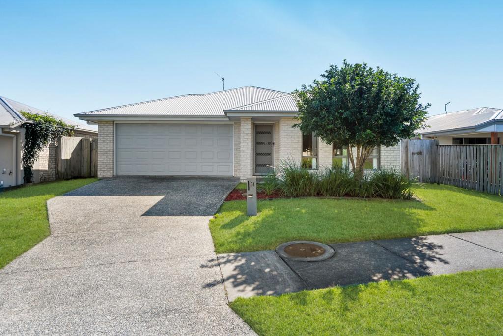 31 JOHN CRES, PIMPAMA, QLD 4209