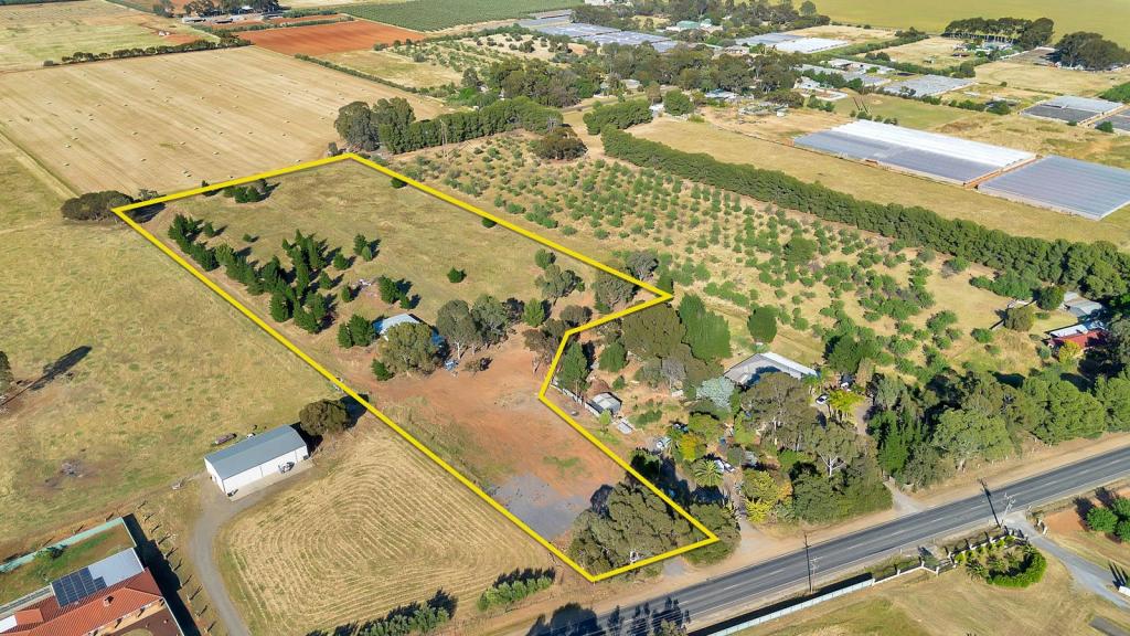 297 Dalkeith Rd, Munno Para Downs, SA 5115