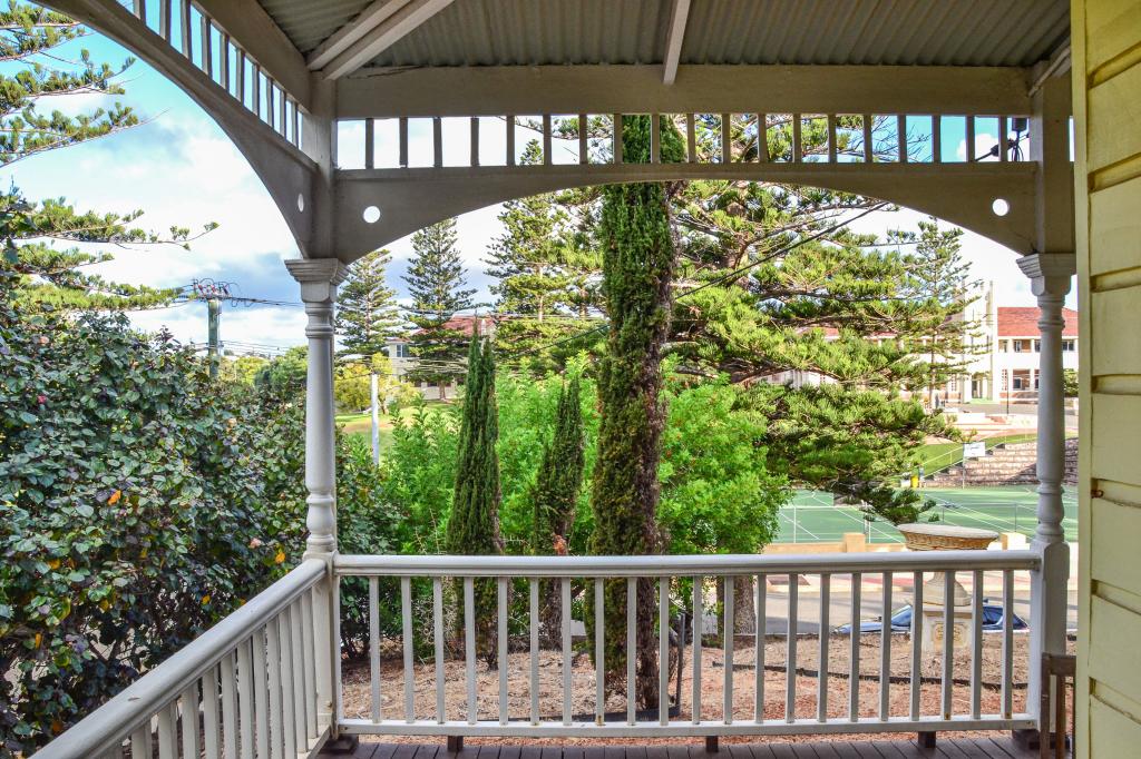 106 Sanford St, Geraldton, WA 6530