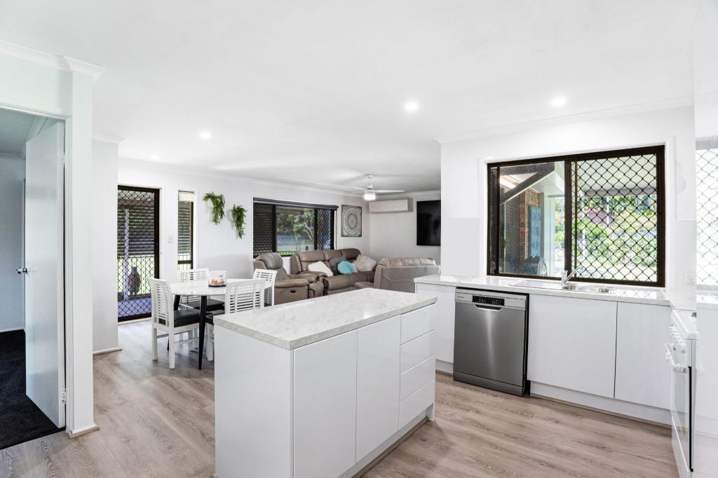 521 Bestmann Rd, Ningi, QLD 4511