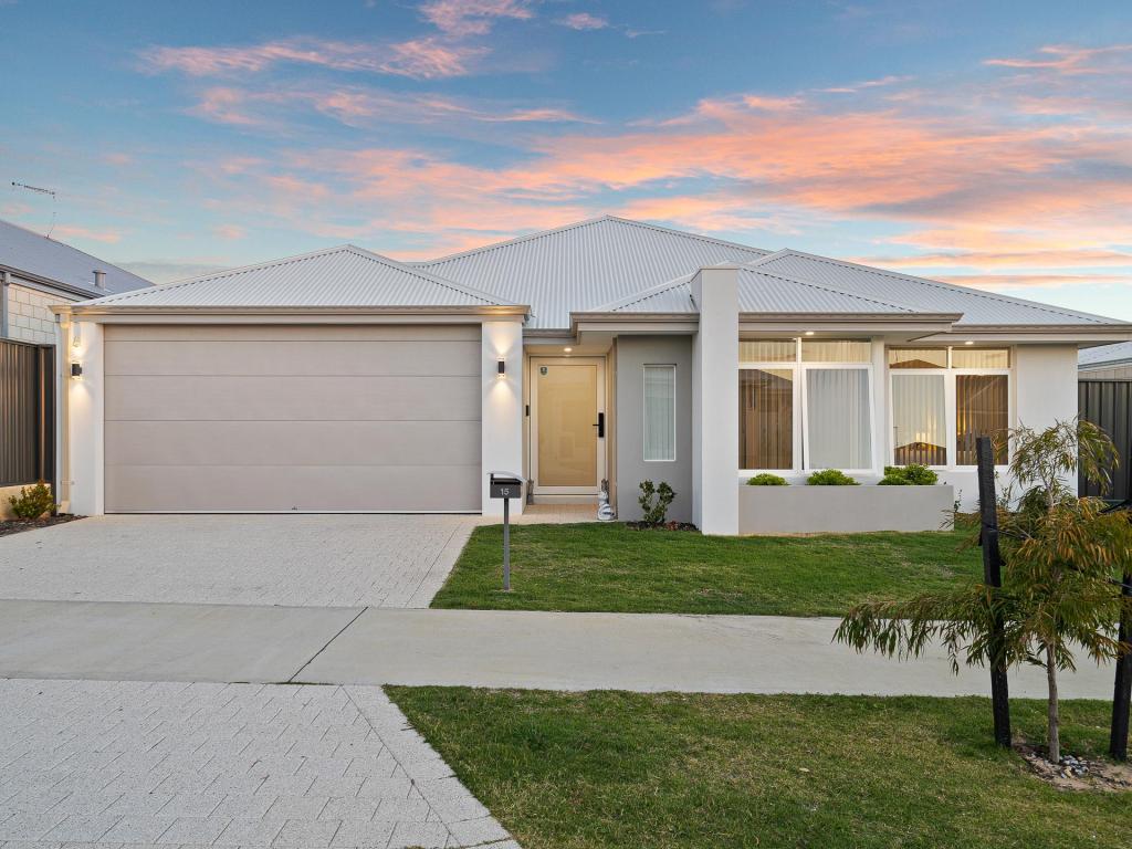 15 Clemente Rd, Madora Bay, WA 6210