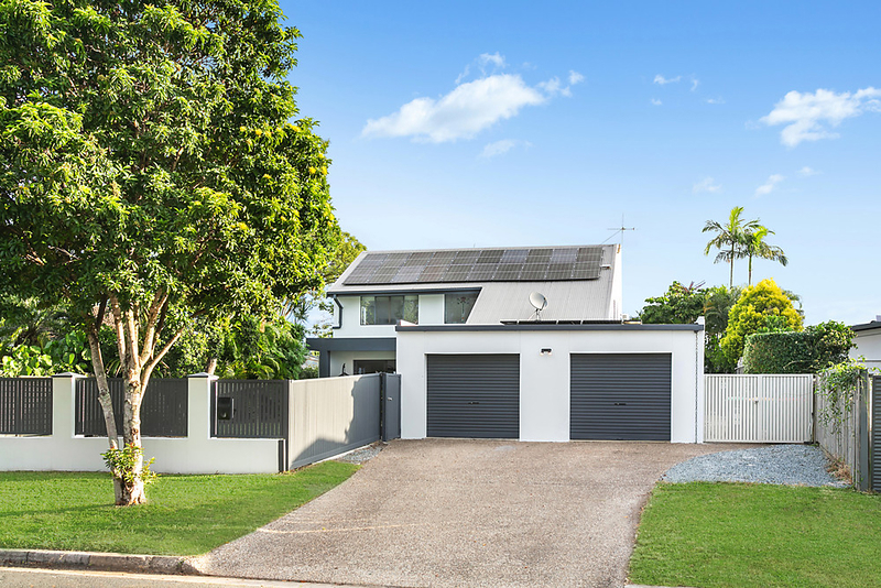 7 Linum St, Palm Beach, QLD 4221