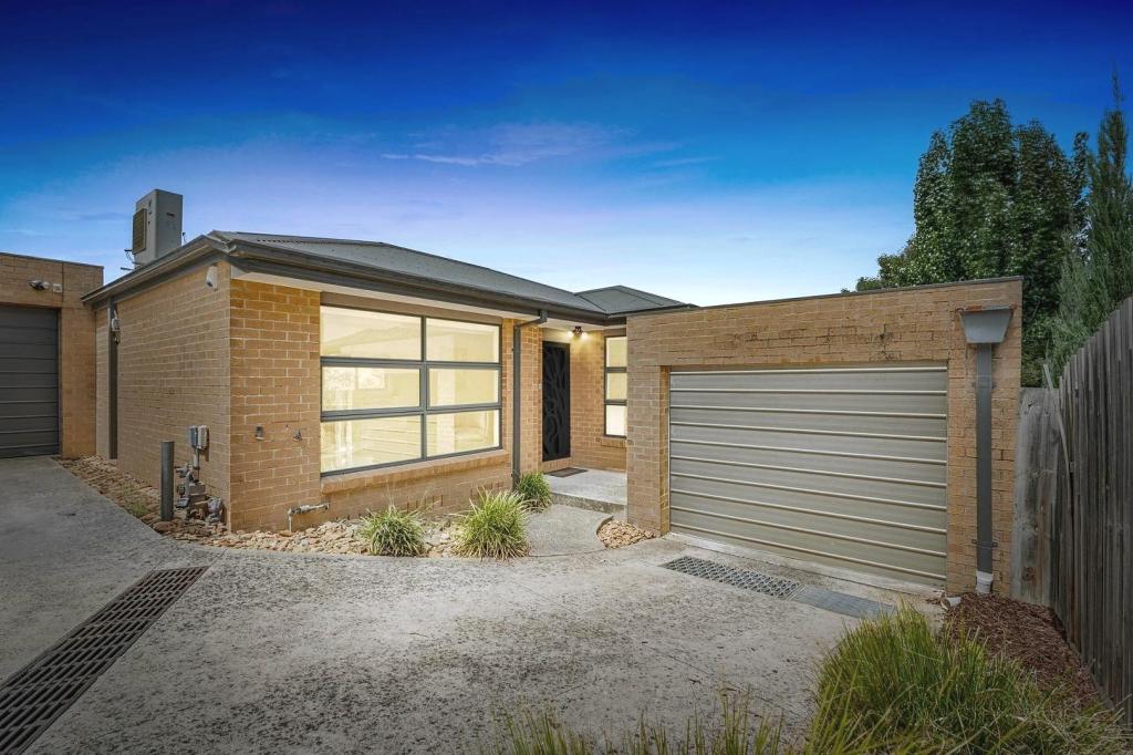 2/49 Loughnan Rd, Ringwood, VIC 3134