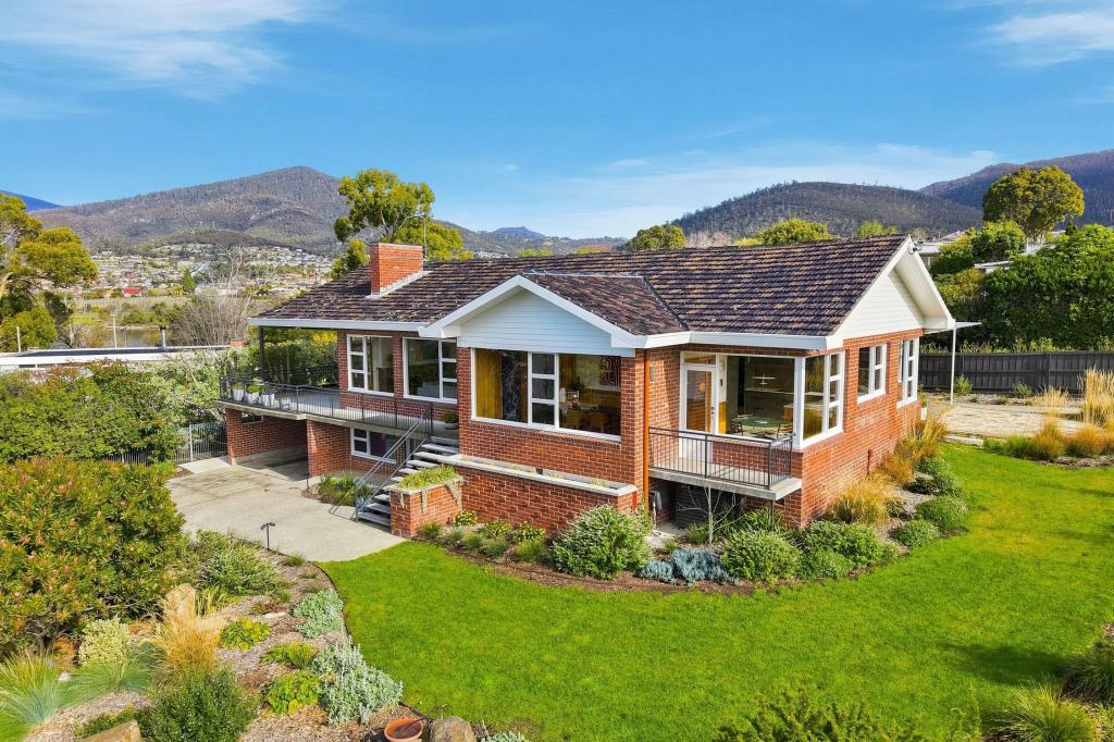 15 Casuarina Cres, Berriedale, TAS 7011