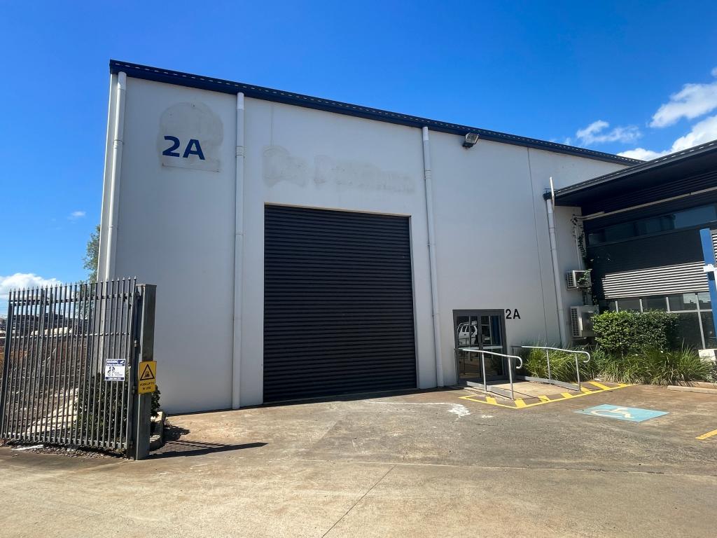 2a/7-9 Gardner Ct, Wilsonton, QLD 4350