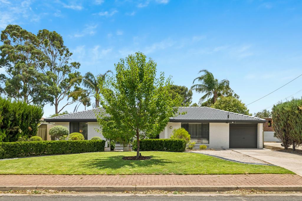 2 Elizabeth St, Flagstaff Hill, SA 5159