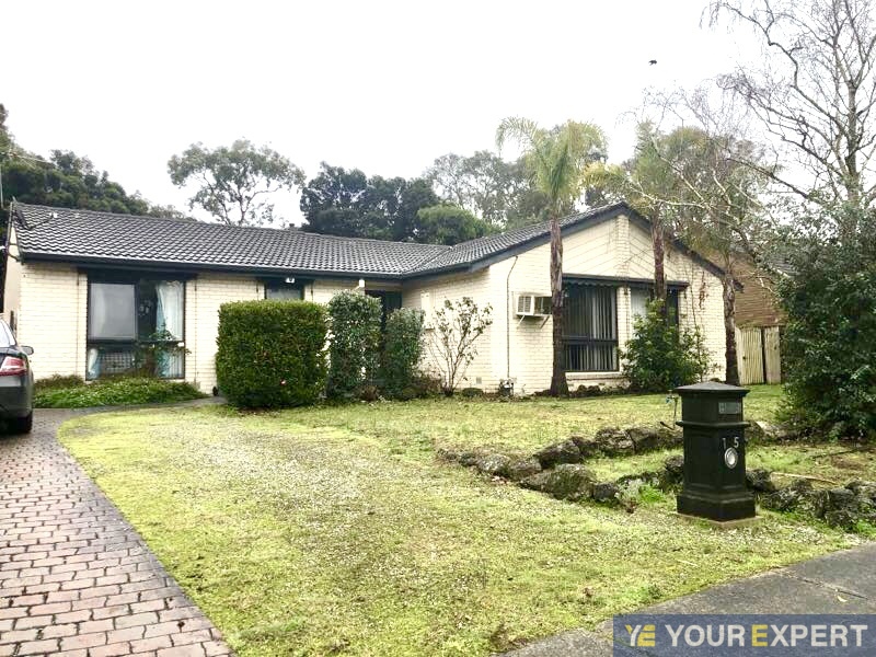 15 Carluke Cl, Berwick, VIC 3806