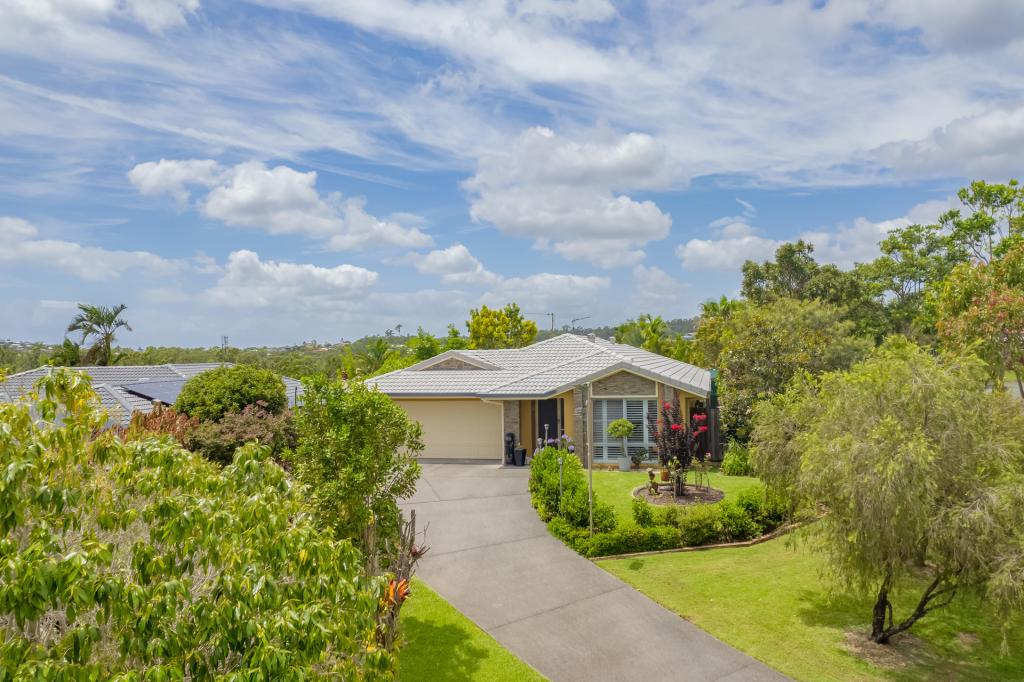 35 Cossington Cct, Maudsland, QLD 4210