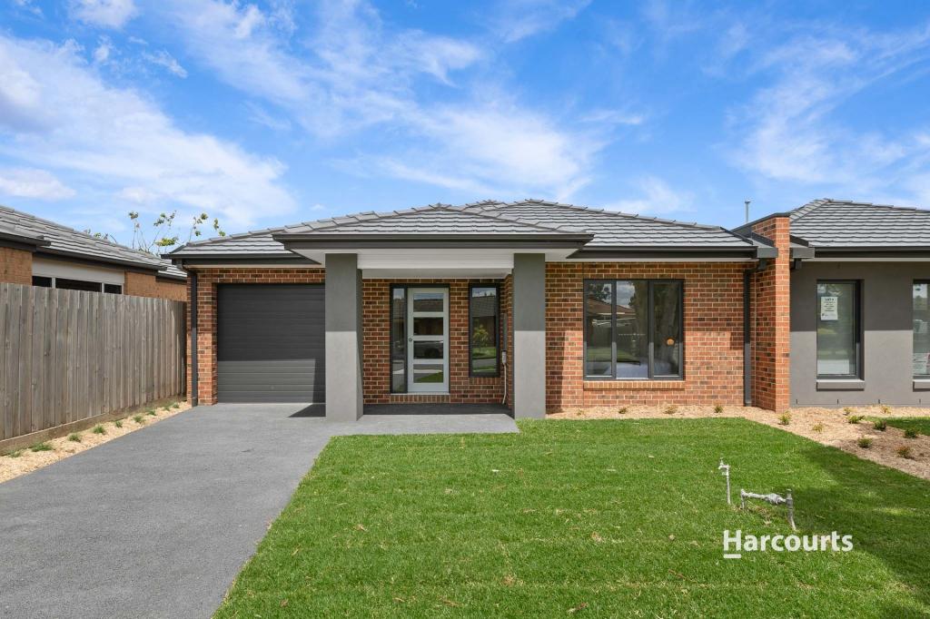 2b Kirra Ct, Pakenham, VIC 3810