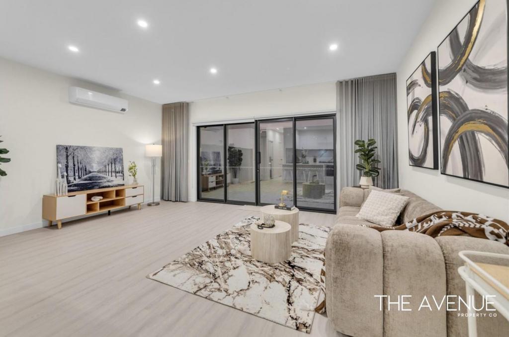 2 Nemesia Lane, Clyde, VIC 3978