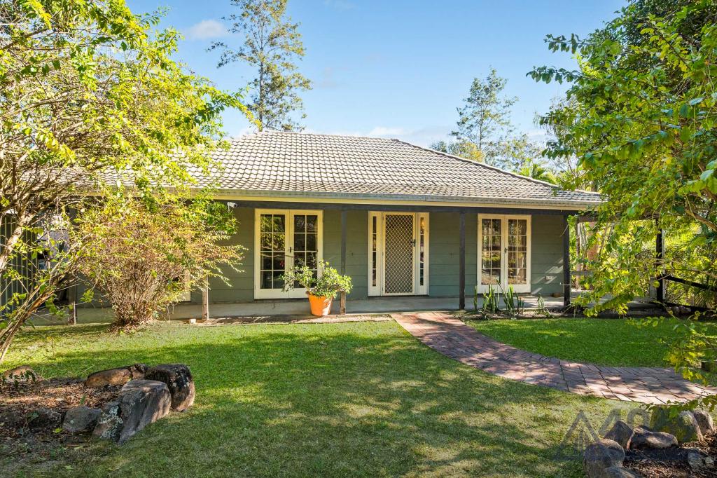17 Pinkwood St, Bellbowrie, QLD 4070