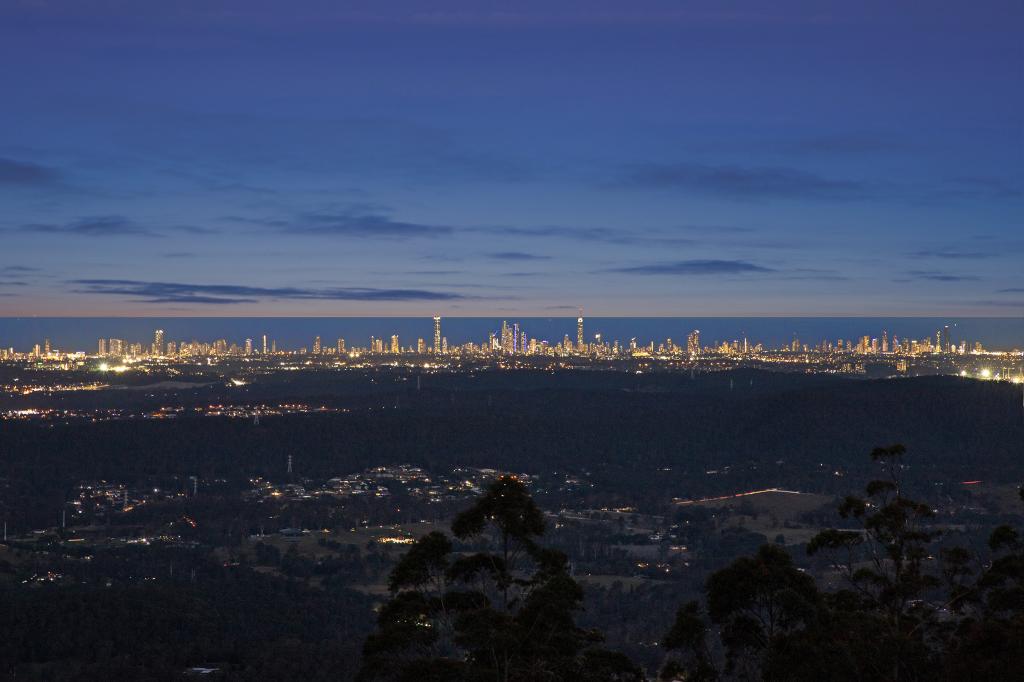 11 Witherby Cres, Tamborine Mountain, QLD 4272