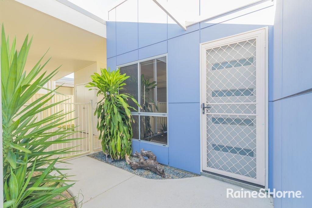 33/73 CENTENARY DR N, MIDDLEMOUNT, QLD 4746