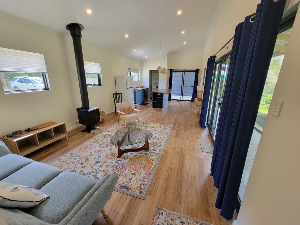 17 Bottlebrush Dr, Walpole, WA 6398