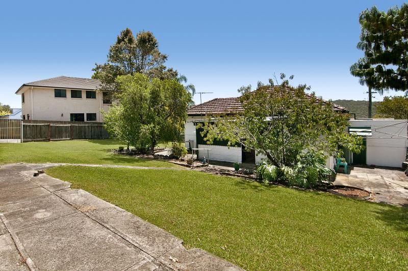 13 Halls Rd, Helensburgh, NSW 2508