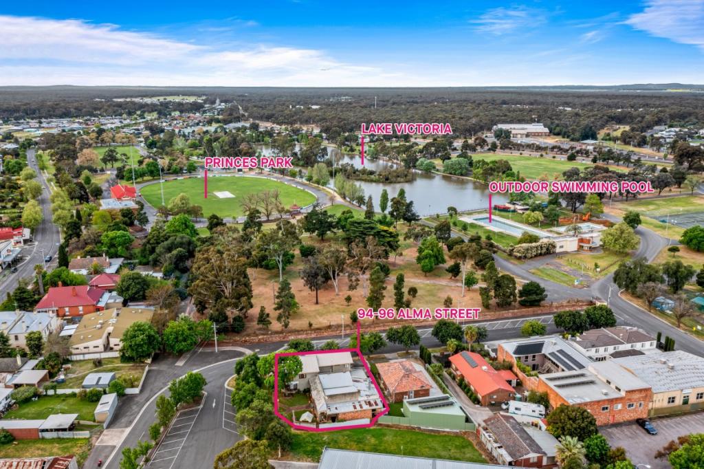 94-96 Alma St, Maryborough, VIC 3465