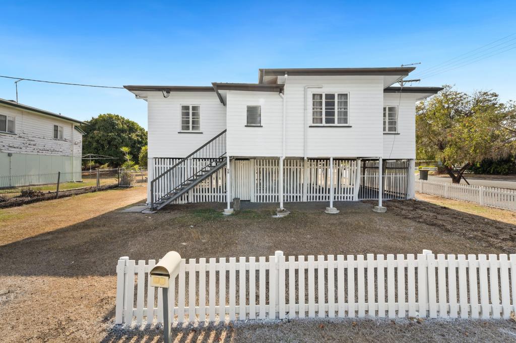 98 Haynes St, Park Avenue, QLD 4701