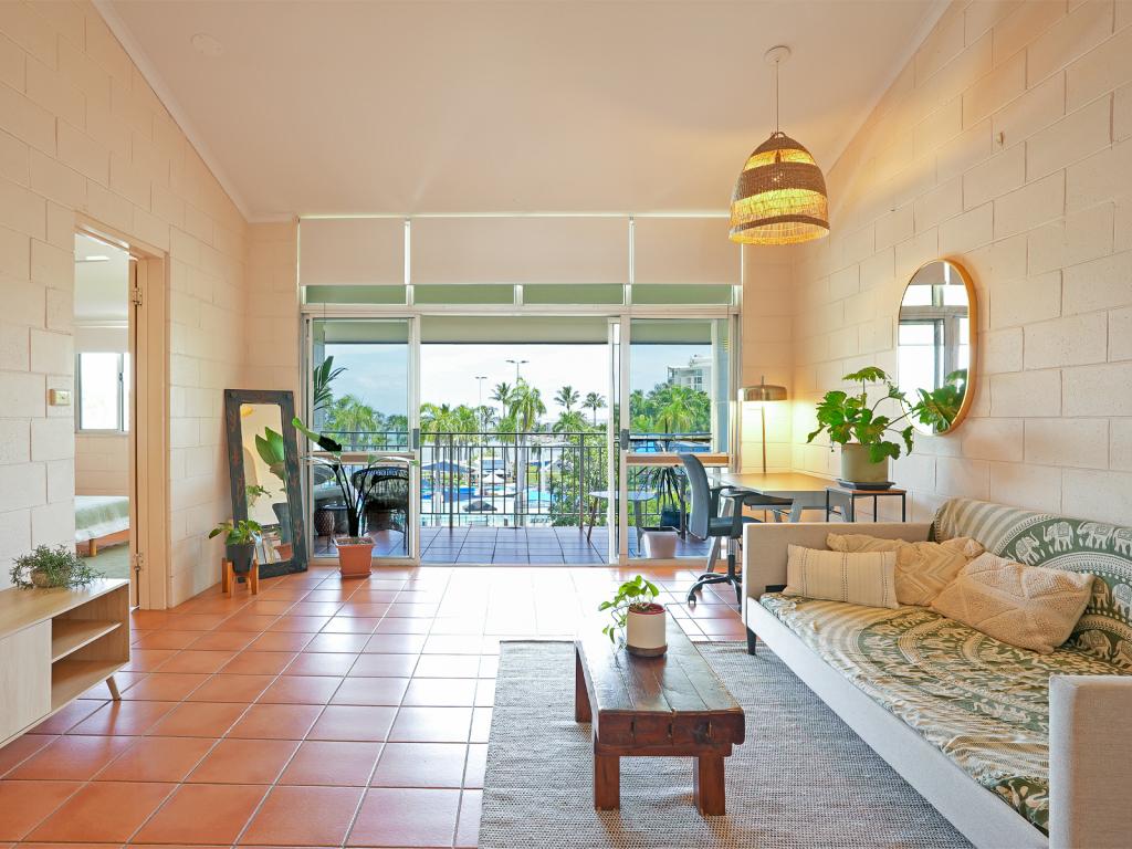 17/31-33 The Stra, North Ward, QLD 4810