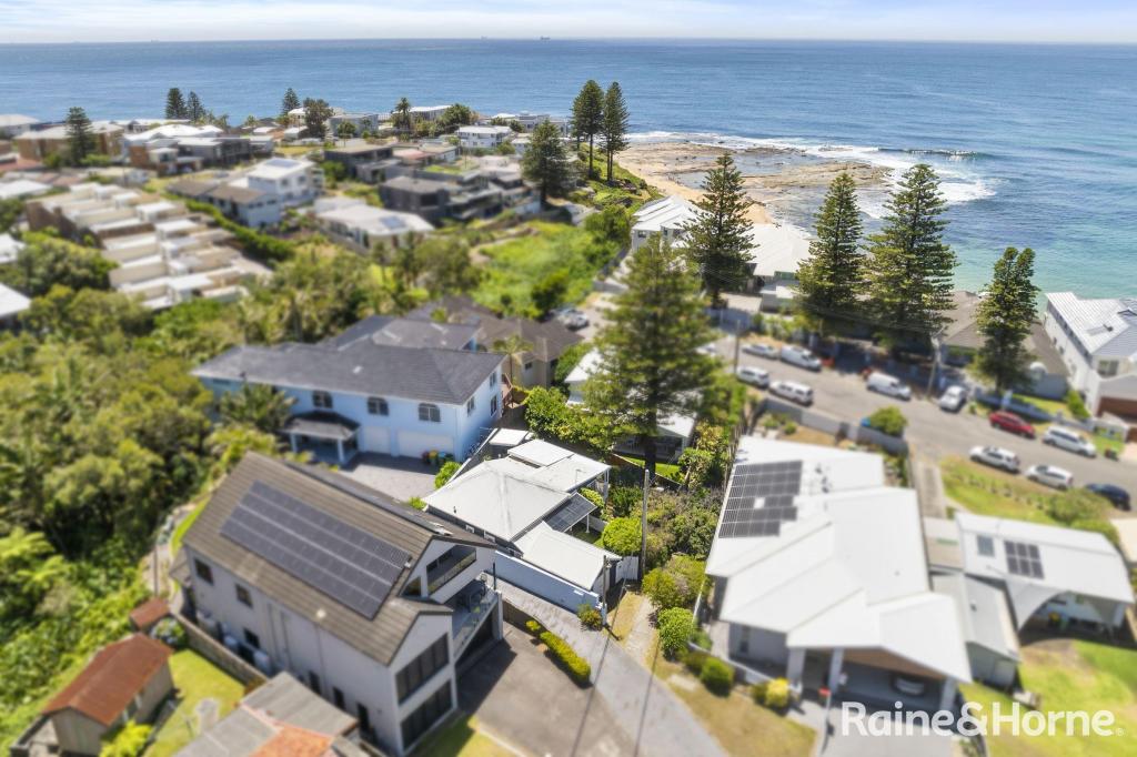 20 Narrawa Ave, Blue Bay, NSW 2261