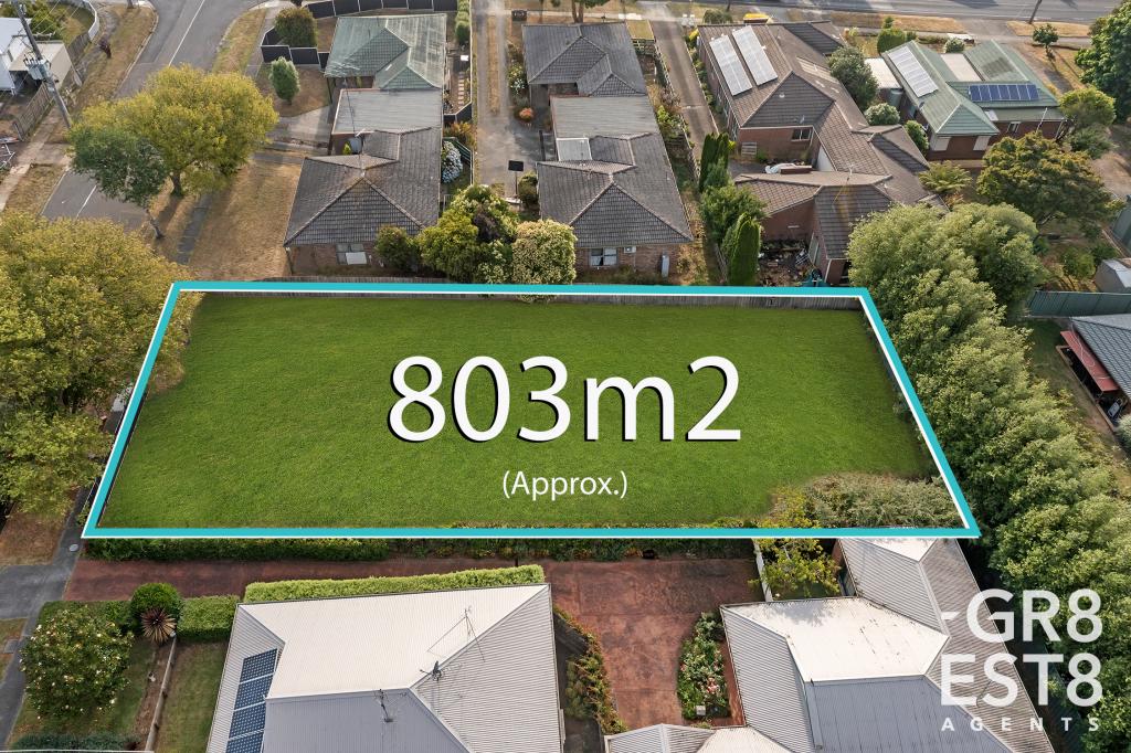 21 MONTGOMERY ST, WARRAGUL, VIC 3820