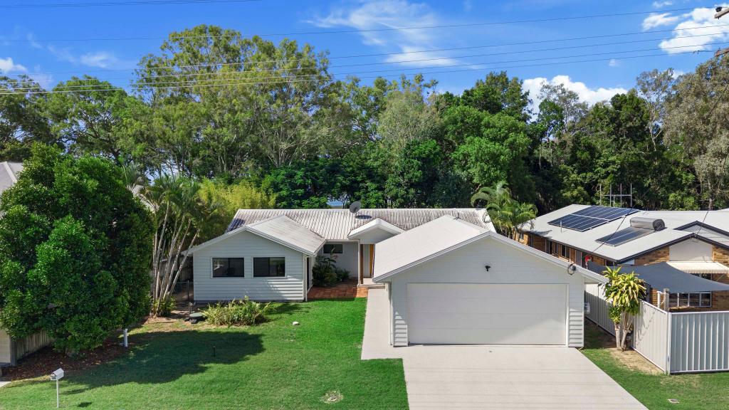 92 Kingfisher Pde, Toogoom, QLD 4655