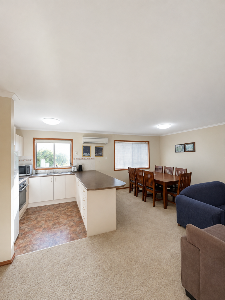 6 Myrtle St, Tawonga South, VIC 3698