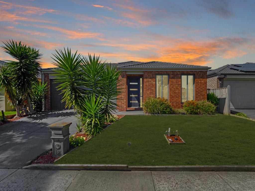 8 Black Gum Cres, Cranbourne West, VIC 3977