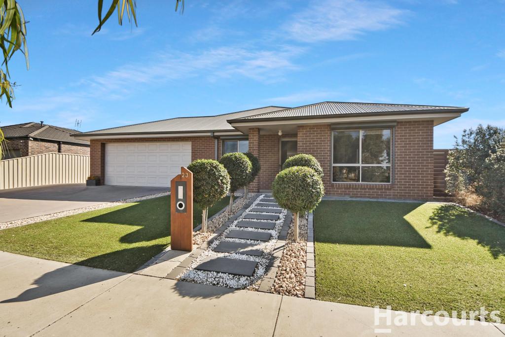 23 Derry Pde, Horsham, VIC 3400