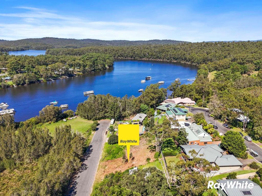 33 Clyde Bvd, Nelligen, NSW 2536