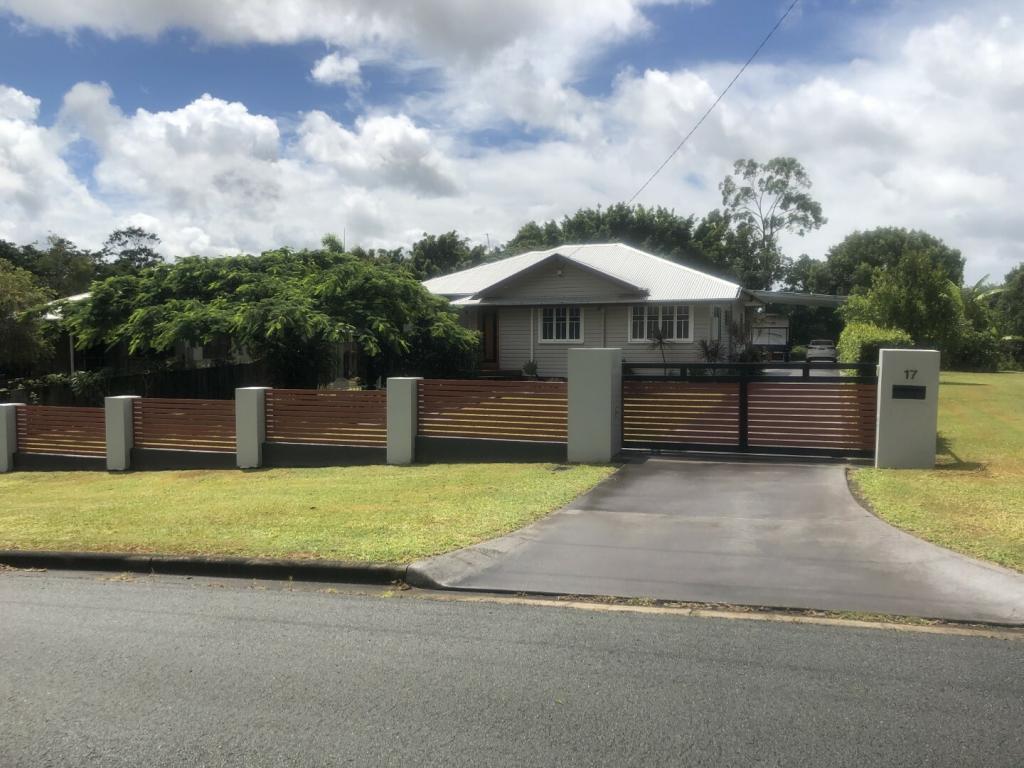 17 Pottery St, Pomona, QLD 4568